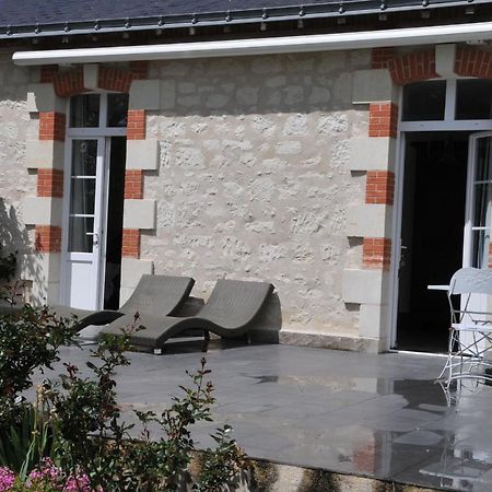 Petite Maison Des Roses - Gite 2 Personnes Brain-sur-Allonnes ภายนอก รูปภาพ